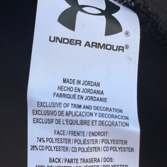 NWT under armour jacket size YXL - Picture 11 of 11